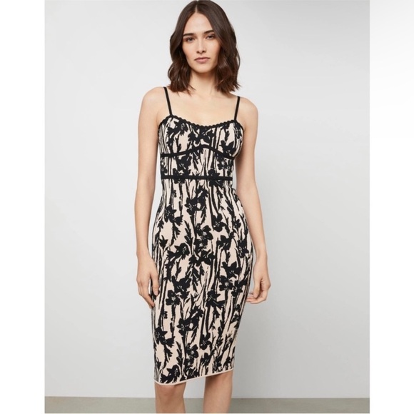 BCBGMaxAzria Dresses & Skirts - BCBGMaxAzria bodycon super retro floral dress (worn by actress)